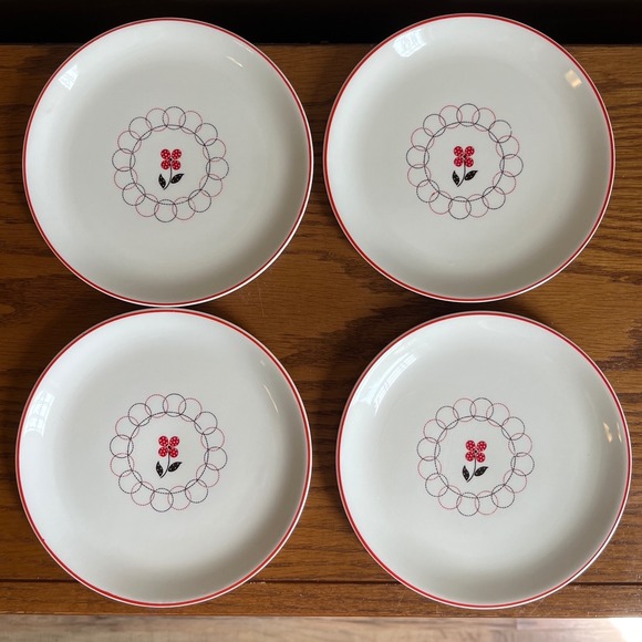 Salem Other - Vintage MCM Salem by Calico Salad Dessert Plates 6.25" Black Red Floral Cottage